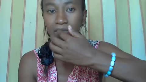 Snapshot of minouch211907 chatting on 02-08-25, 11:12 minouch211907 online show from 02-08-25, 11:12