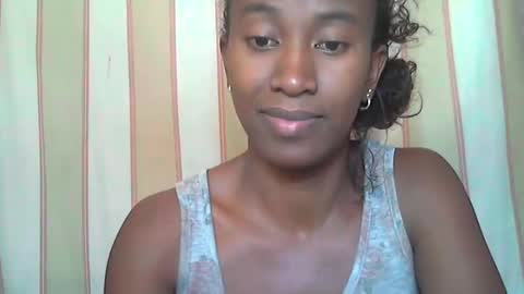 Snapshot of minouch211907 chatting on 02-18-25, 06:15 minouch211907 online show from 02-18-25, 06:15