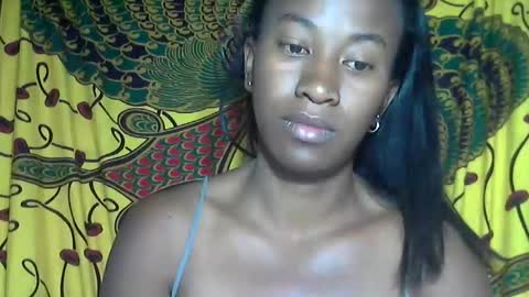 Snapshot of minouch211907 chatting on 09-23-25, 02:36 minouch211907 online show from 09-23-25, 02:36