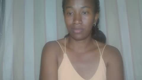 minouch211907 online show from 11-17-25, 05:41