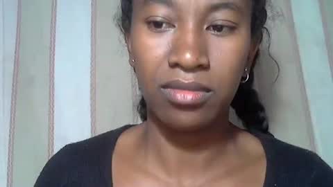 minouch211907 online show from 11-19-25, 02:33