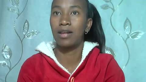 minouch211907 online show from 02-12-26, 08:26