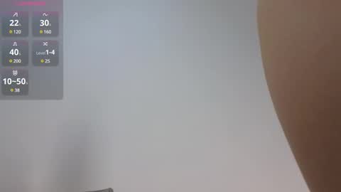 Snapshot of miolia chatting on 02-14-25, 02:23 lia online show from 02-14-25, 02:23