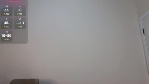 Snapshot of miolia chatting on 02-18-25, 12:28 lia online show from 02-18-25, 12:28