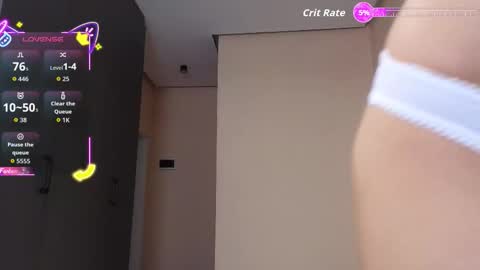 Snapshot of miolia chatting on 09-24-25, 09:23 lia online show from 09-24-25, 09:23