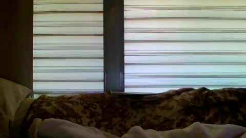 MIro1611 online show from 11-12-25, 02:06