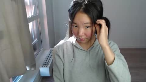 mira_g online show from 02-21-25, 12:17