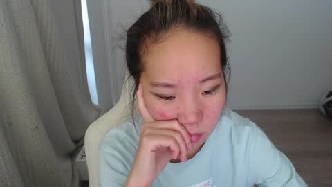 mira_g online show from 10-09-25, 12:47