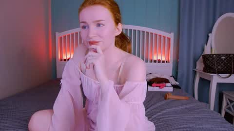 Snapshot of mira_glace chatting on 11-12-25, 09:21 Mira3 online show from 11-12-25, 09:21