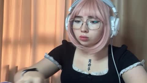 mira_light_ online show from 09-29-25, 01:11