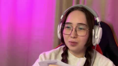 mira_light_ online show from 10-13-25, 03:23