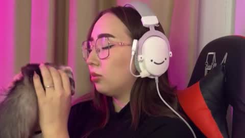 mira_light_ online show from 10-17-25, 03:47