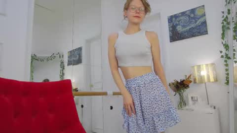 mira_marni online show from 10-27-25, 11:14
