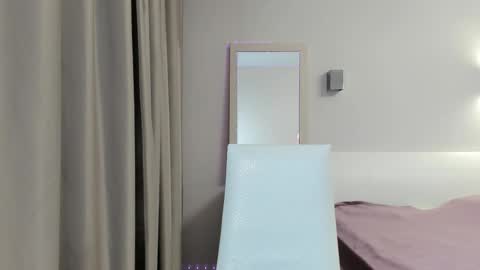 Snapshot of miraa_m chatting on 11-14-25, 08:18 Mira online show from 11-14-25, 08:18