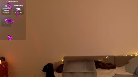 Meera online show from 02-06-26, 07:39