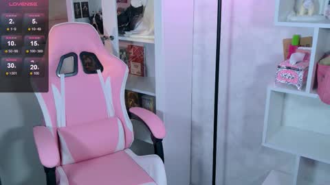 Mira online show from 09-11-25, 02:11