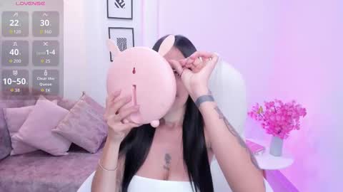 Snapshot of miranda_crawfor chatting on 11-04-25, 12:15 miranda_crawfor online show from 11-04-25, 12:15