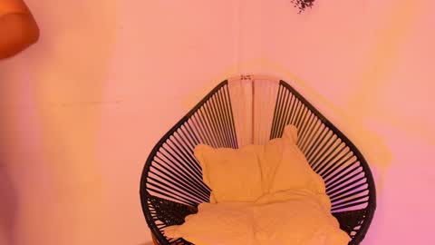 Snapshot of miranda_villa chatting on 01-16-25, 12:31 Miranda online show from 01-16-25, 12:31