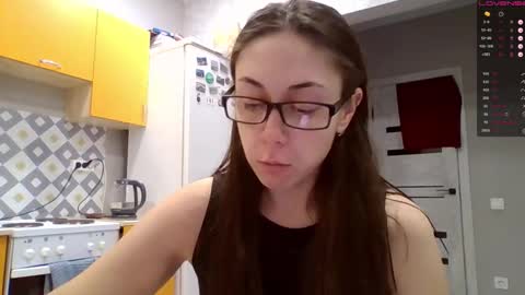 Snapshot of miranda_wish chatting on 10-23-25, 09:30 MIRANDA online show from 10-23-25, 09:30