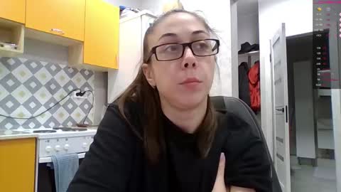 Snapshot of miranda_wish chatting on 11-13-25, 02:49 MIRANDA online show from 11-13-25, 02:49