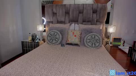 Miranda online show from 11-22-25, 12:31