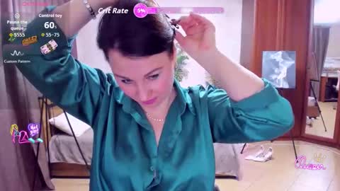 MirandaDyson online show from 02-10-26, 10:30