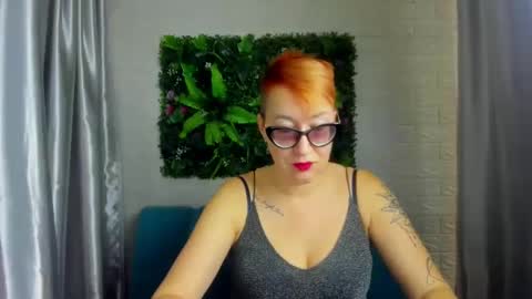 Snapshot of mirandagill chatting on 12-09-24, 08:33 mirandagill online show from 12-09-24, 08:33