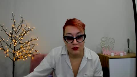 Snapshot of mirandagill chatting on 02-21-25, 08:40 mirandagill online show from 02-21-25, 08:40