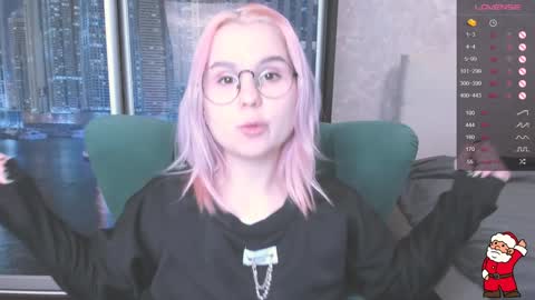 Snapshot of miray_kuriyama chatting on 12-30-24, 12:42 Kira online show from 12-30-24, 12:42