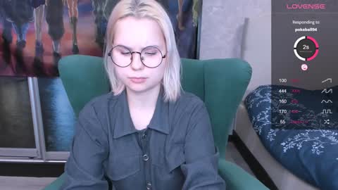 Snapshot of miray_kuriyama chatting on 02-03-25, 12:47 Kira online show from 02-03-25, 12:47