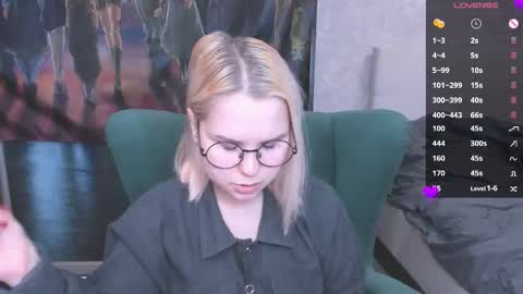 Snapshot of miray_kuriyama chatting on 02-23-25, 06:45 Kira online show from 02-23-25, 06:45