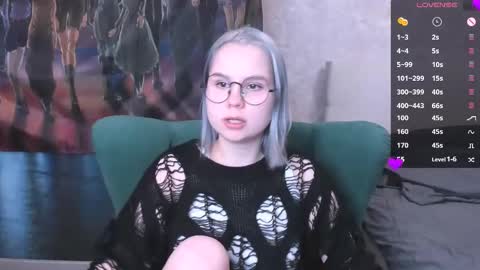 Snapshot of miray_kuriyama chatting on 03-01-25, 09:59 Kira online show from 03-01-25, 09:59