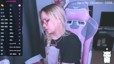 Kira online show from 11-15-25, 08:49