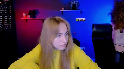 Snapshot of miriam_crazy chatting on 10-16-25, 12:50 miriam_crazy online show from 10-16-25, 12:50