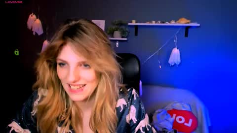 Snapshot of miriam_crazy chatting on 11-03-25, 08:10 miriam_crazy online show from 11-03-25, 08:10