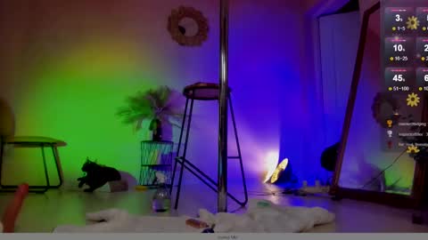 Snapshot of miriiamerotic chatting on 03-02-25, 06:27 Miriam online show from 03-02-25, 06:27