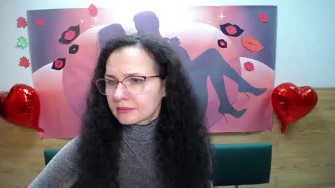 Miroslava Happi online show from 10-12-25, 06:12