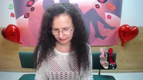 Miroslava Happi online show from 10-13-25, 05:29