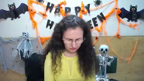 Miroslava Happi online show from 10-25-25, 05:48