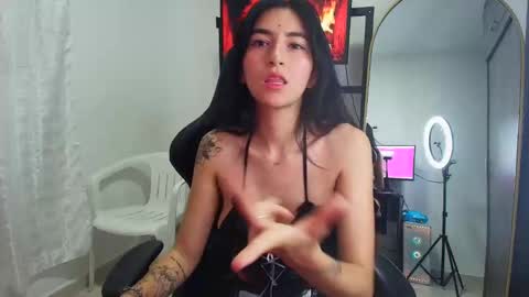 Snapshot of mis_iyasha chatting on 11-14-25, 01:48 IYASHA online show from 11-14-25, 01:48