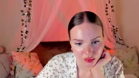 Snapshot of mish_ka3 chatting on 01-13-25, 05:55 Misha online show from 01-13-25, 05:55