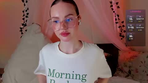 Snapshot of mish_ka3 chatting on 02-03-25, 06:07 Misha online show from 02-03-25, 06:07