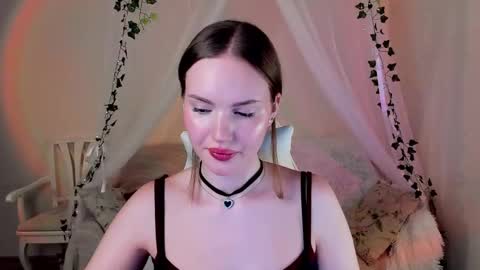 Snapshot of mish_ka3 chatting on 09-17-25, 01:35 Misha online show from 09-17-25, 01:35