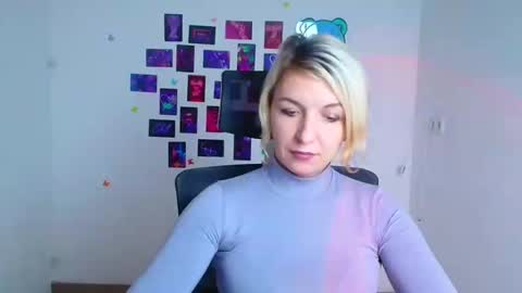 Mishelle online show from 12-18-25, 12:22