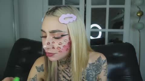 Snapshot of miss___angel chatting on 02-21-26, 10:49 miss___angel online show from 02-21-26, 10:49