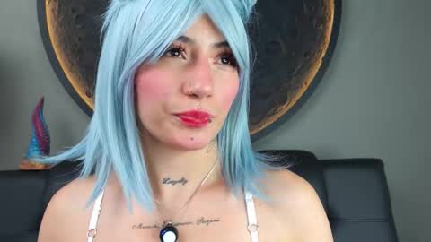 Snapshot of miss___charlotte chatting on 12-02-25, 01:39 Charlotte online show from 12-02-25, 01:39