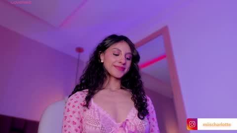 Snapshot of miss__charlotte_ chatting on 01-06-25, 09:08 Charlotte online show from 01-06-25, 09:08