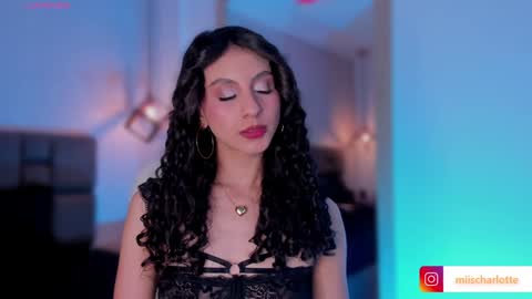 Snapshot of miss__charlotte_ chatting on 01-09-25, 04:08 Charlotte online show from 01-09-25, 04:08