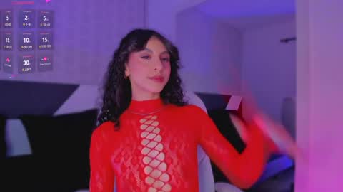 Snapshot of miss__charlotte_ chatting on 02-18-25, 04:15 Charlotte online show from 02-18-25, 04:15