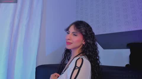 Snapshot of miss__charlotte_ chatting on 02-19-25, 10:12 Charlotte online show from 02-19-25, 10:12